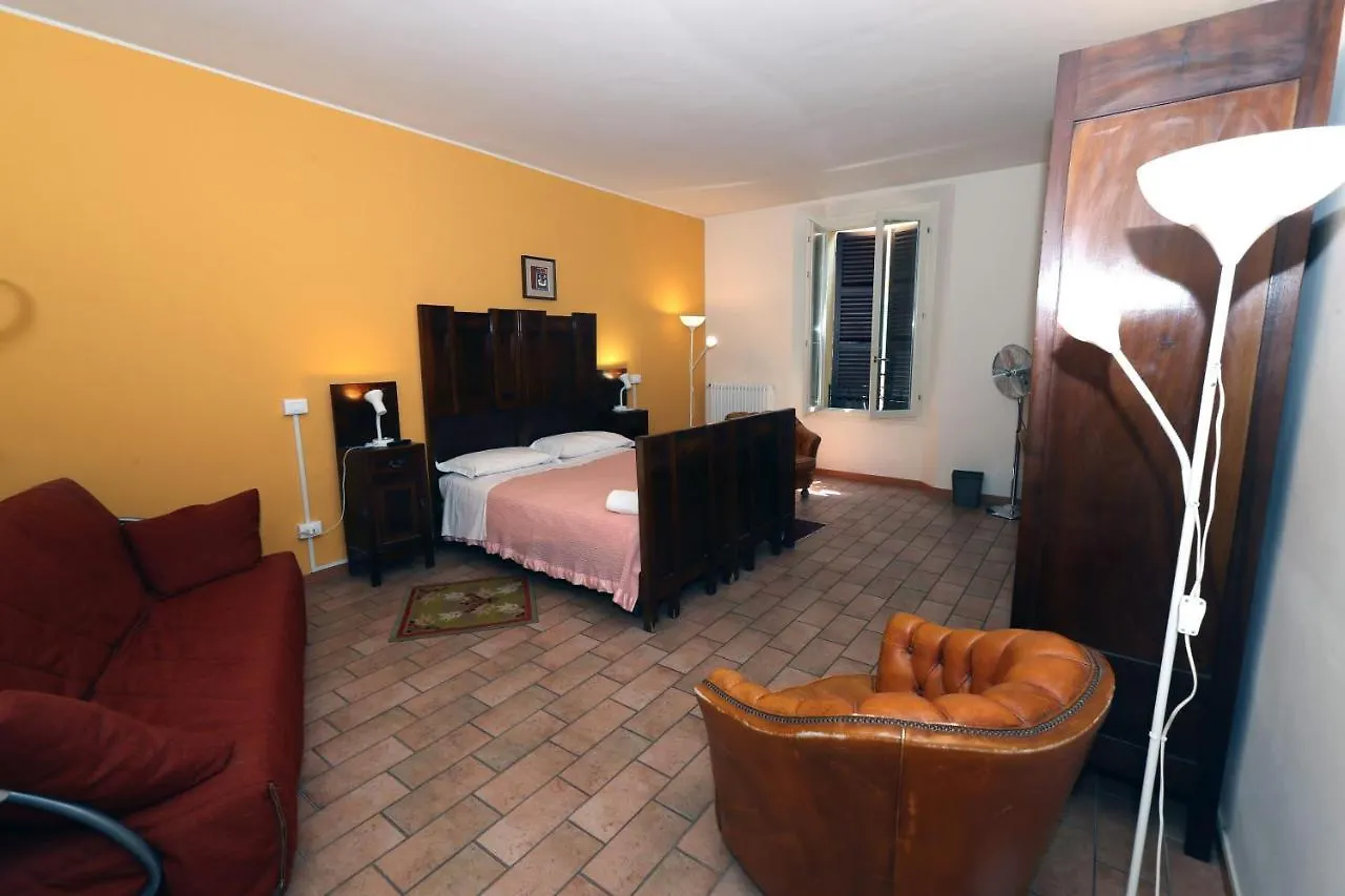 Hotel casadiviaappia Imola